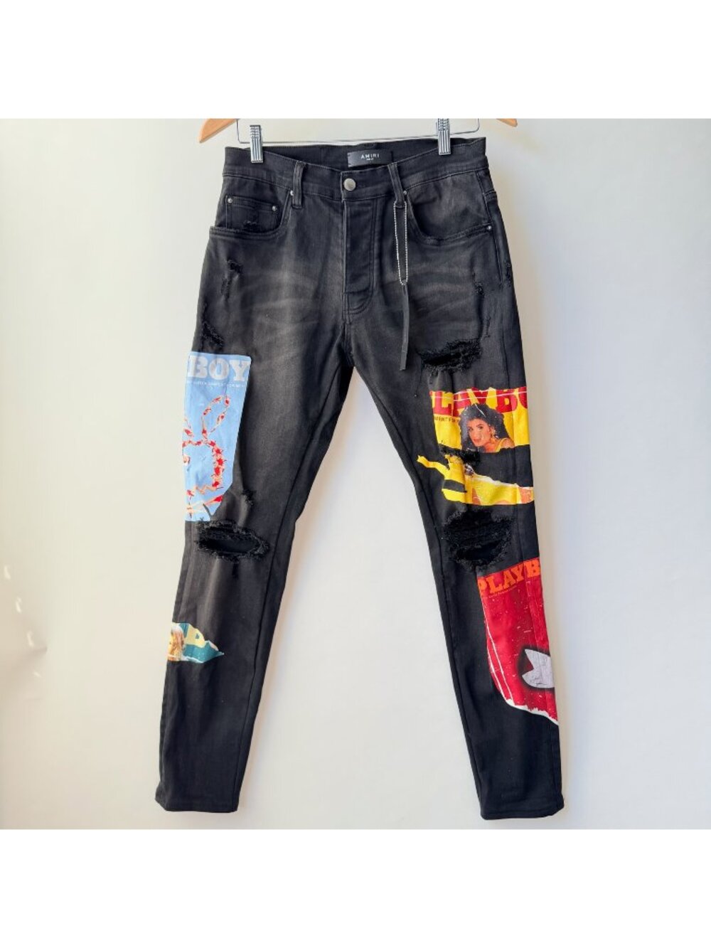 AMIRI Mens Size 30 Black Playboy Magazine Patch Distressed Skinny Jeans Denim K7